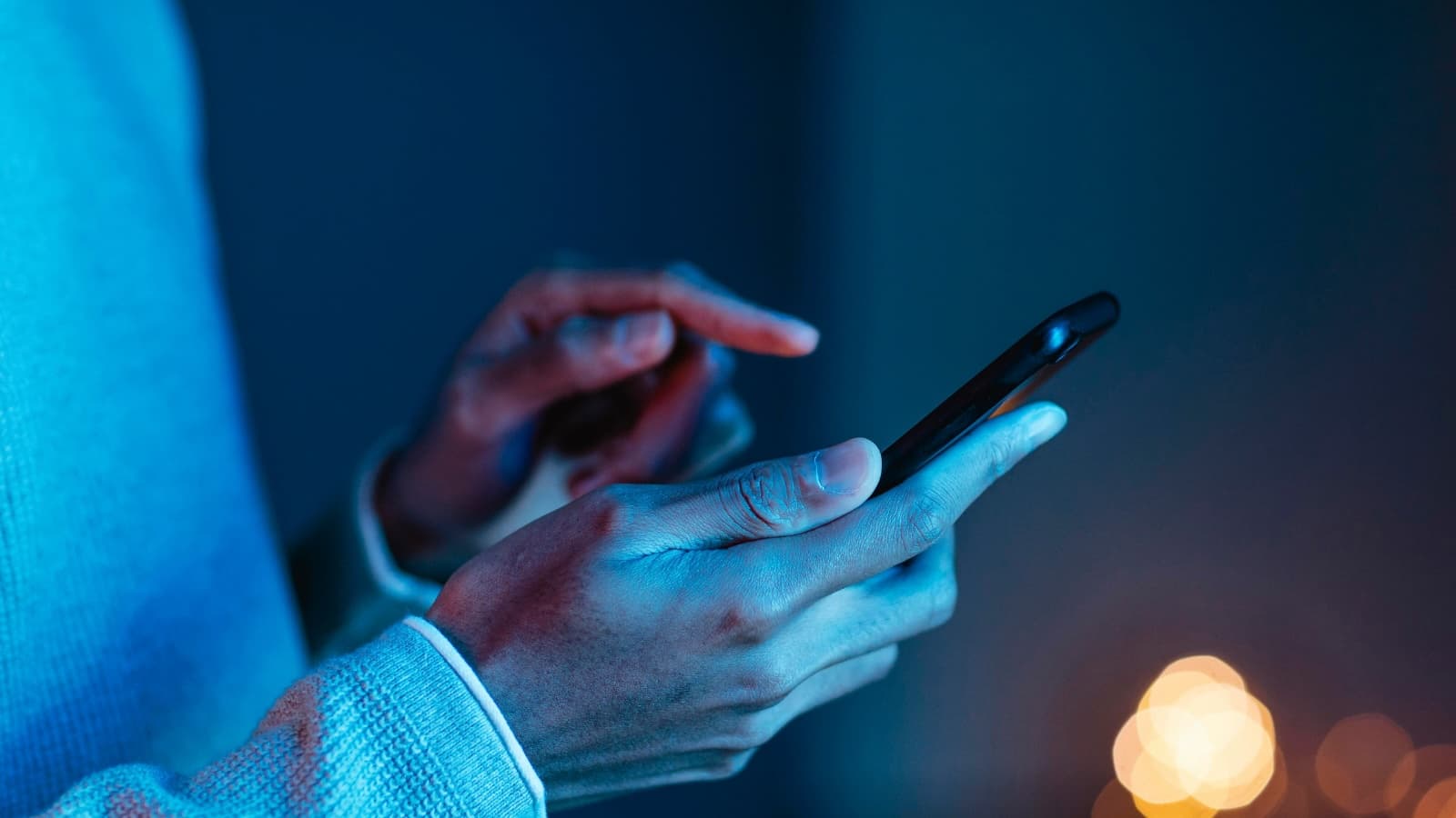 Por qué los viajeros están cambiando a eSIM para acceso global a datos