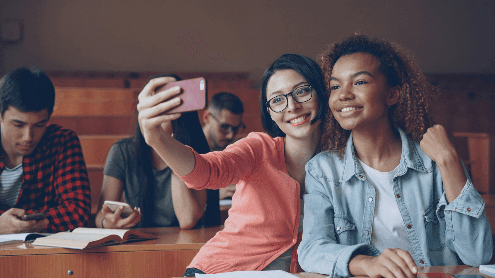 Principales beneficios de la eSIM para estudiantes | Conectividad fácil y rápida