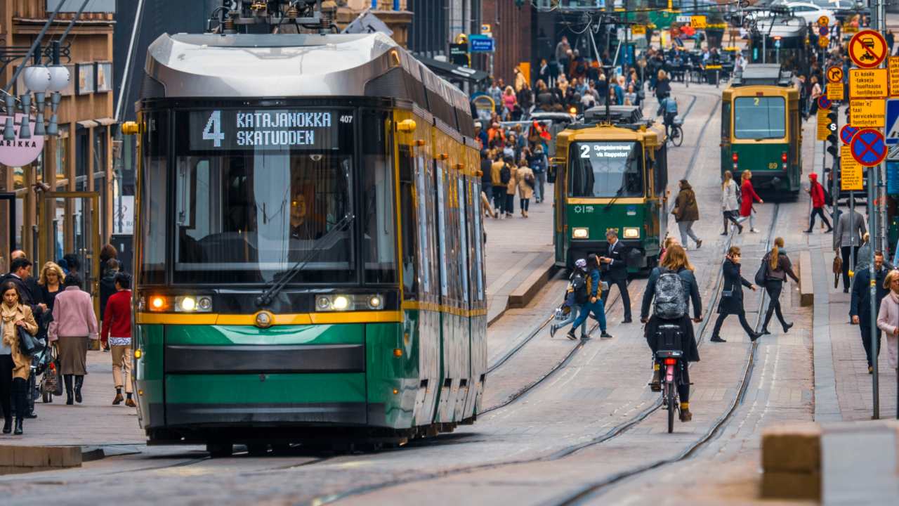 imagen de un tranvia en finlandia